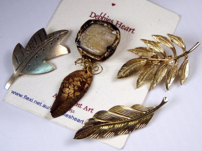 VINTAGE PIN BROOCH LOT of 4 Leaf Motif Leaves Earthy Golden Silvery