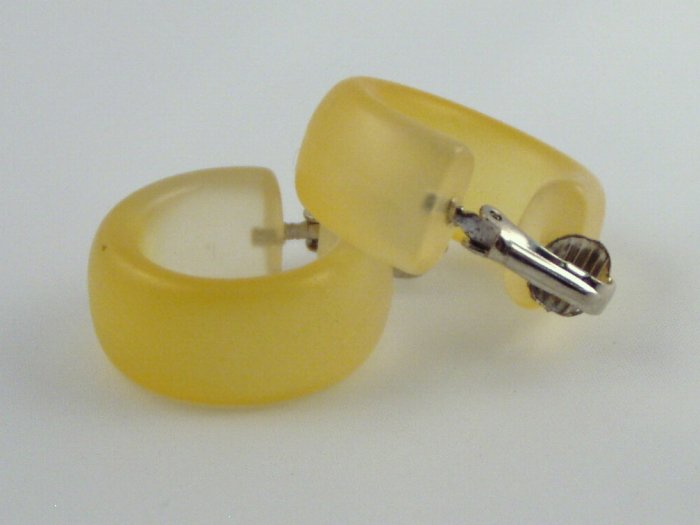 VINTAGE EARRINGS Pineapple Lucite Frosty Hoops Yellow Clips Mod
