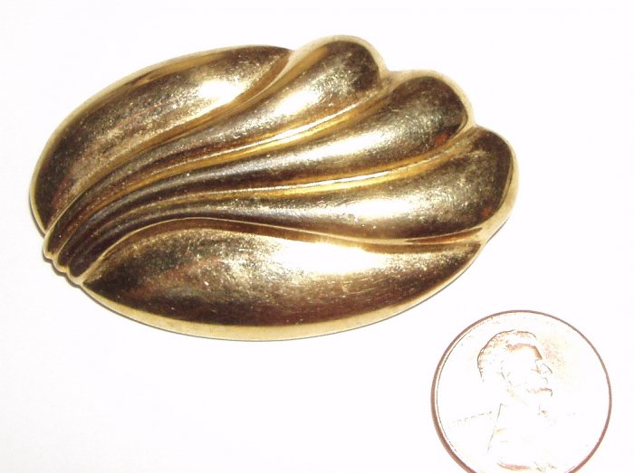 VINTAGE PIN BROOCH Monet Signed Golden Oval Swirls