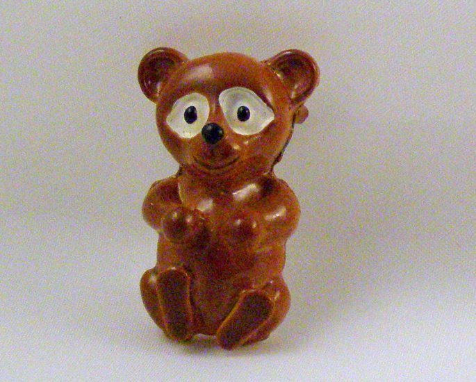 VINTAGE PIN BROOCH Little Enamel Brown Bear Gerrys CUTE