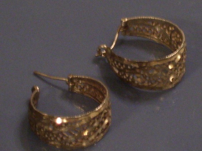 Vintage Sterling Silver Ornate Filigree Hoop Earrings