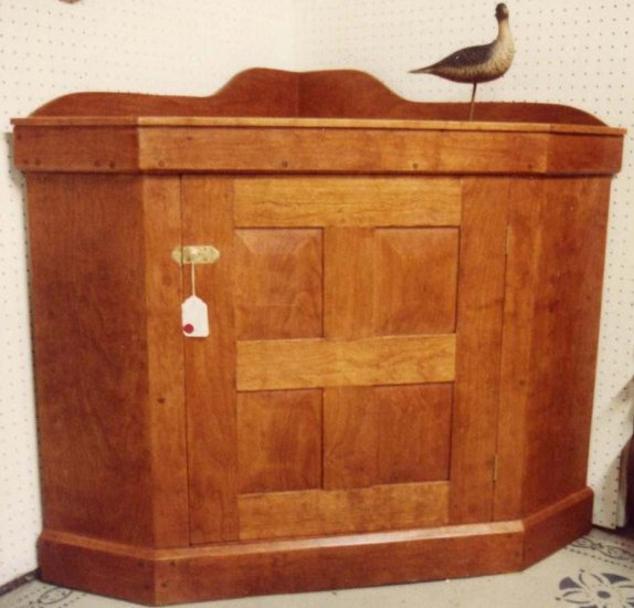 Cherry Corner Dry Sink