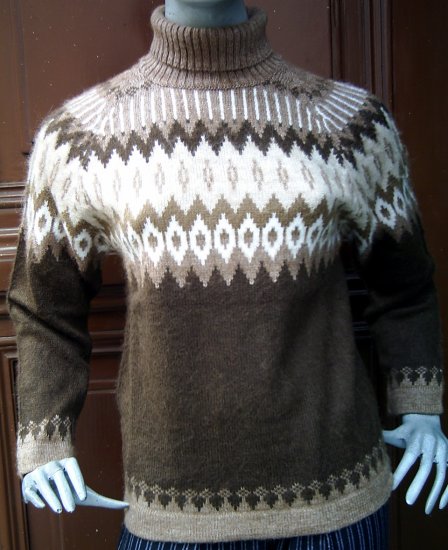 Alpaca Sweater - SW075