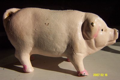 ADORABLE OLD PINK PIG PIGGY BANK A CAST IRON MONEY BOX