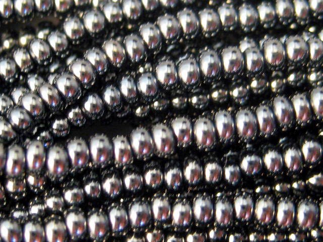 11/0 CZECH GLASS SEED BEADS LUSTER GUNMETAL 1 HANK