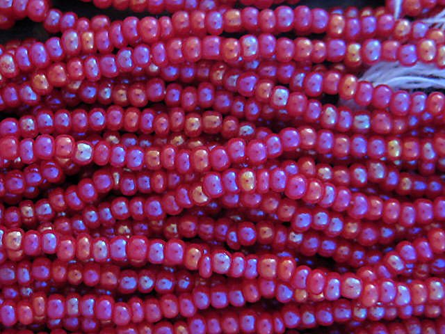 11/0 CZECH GLASS SEED BEADS AURORA BOREALIS DARK RED 1 HANK