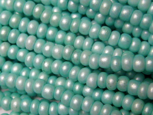 11/0 CZECH GLASS SEED BEADS SILK TURQUOISE GREEN 1 HANK