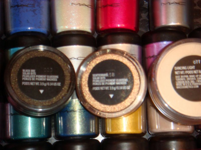 MAC pigments