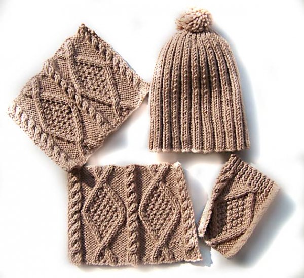 Pom Hat