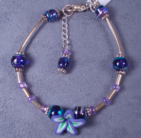 Polymer habiscus bracelet