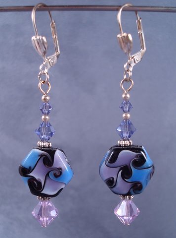 Amazing lampwork patterned beads