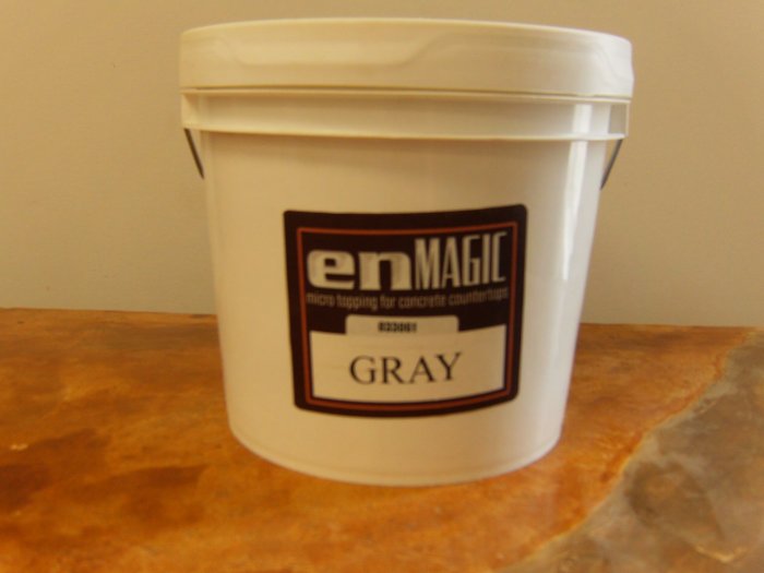 enMAGIC 4 lb. Gray