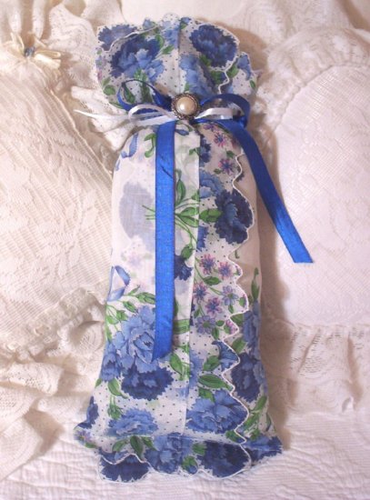 Shabby Chic - Vintage Hankie - Lavender Sachet - Sachets - Scented Gift Ideas - DB