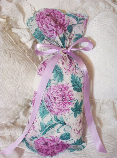 Shabby Chic - Vintage Hankie - Lavender Sachet - Sachets - Scented Gift Ideas -LAV
