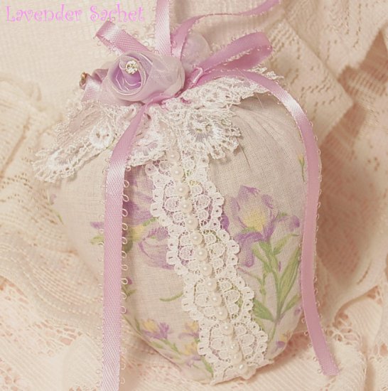 Iris ~ Strawberry ~ Lavender Sachet ~ Gift Idea ~ Scented ~ Victorian