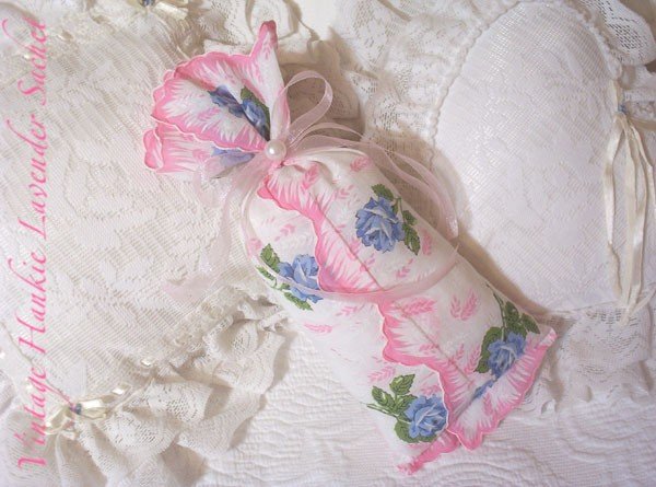 Shabby Chic - Vintage Hankie - Lavender Sachet - Sachets - Gift Ideas - PK
