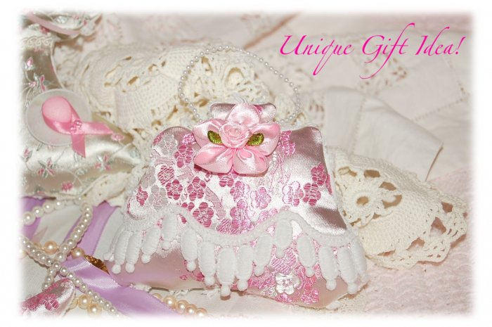 Vintage Victorian Purse - Lavender Sachet - Unique Gift Ideas - Sachets