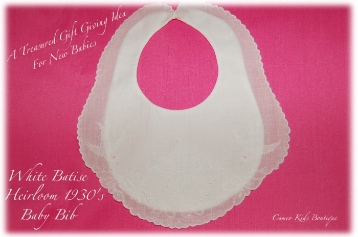 Vintage Baby - Heirloom 1930s White Batiste Bib - Christening Bib - Special Occasions