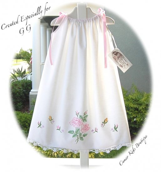 MaryMargret - Vintage Pillowcase Dress - Beautiful Little Girls Summer Frocks