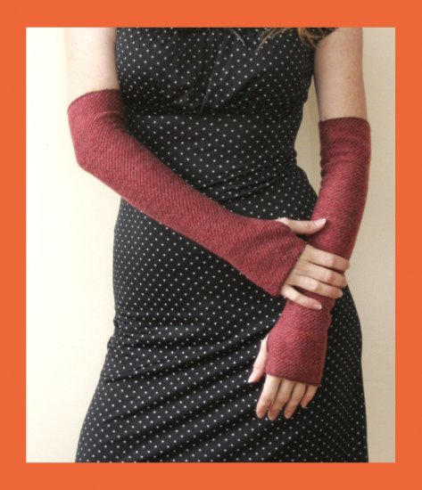 PAPAYA Great Reddish Knit Arm Warmers- Fits all