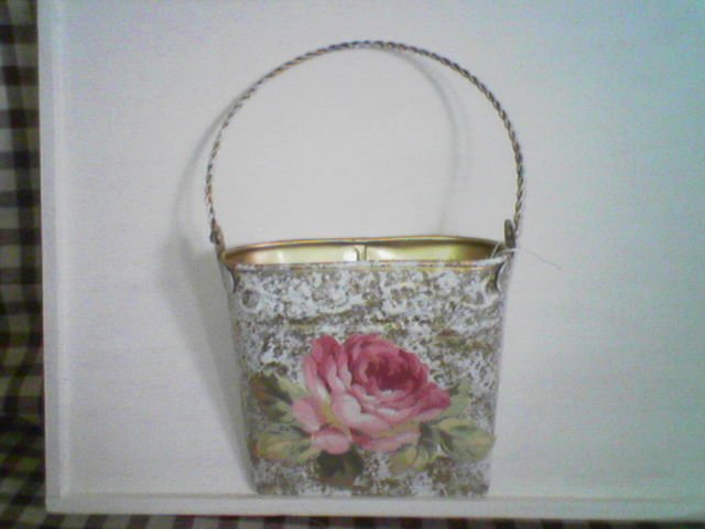 Rose Wall Pocket