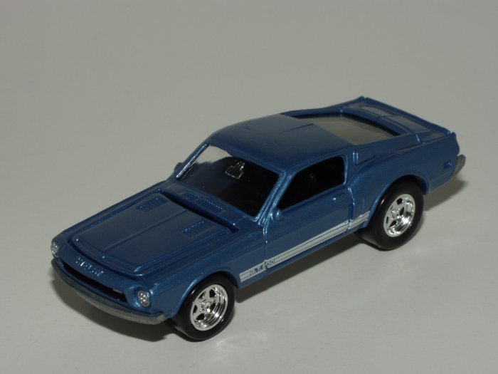 Loose Johnny Lightning K-B Toys Exclusive Shelby GT-500 Loose