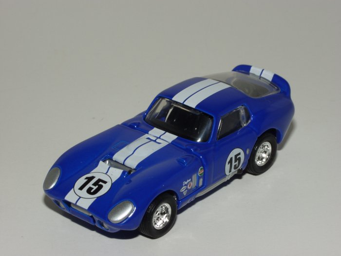 Hot wheels 2002 100% Black Box 1965 Shelby Cobra Daytona Coupe Blue 1/64 Scale Loose