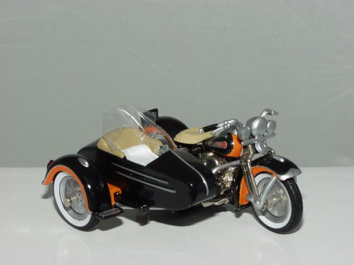 2001 Hot Wheels Collector's Club Exclusive 1948 Harley Davidson Panhead