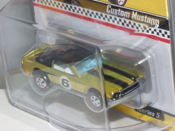 2006 Hot Wheels Club Series 5 Neo-Classics Custom Mustang...Spectroflame Antifreeze