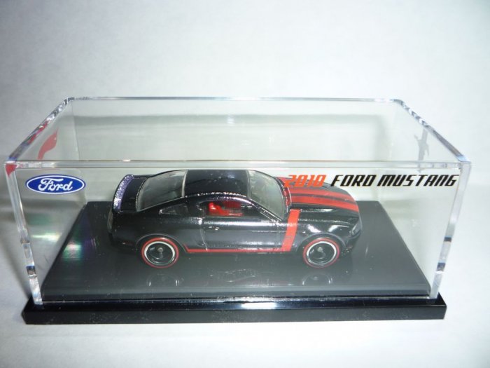 Hot Wheels 2010 Ford Mustang