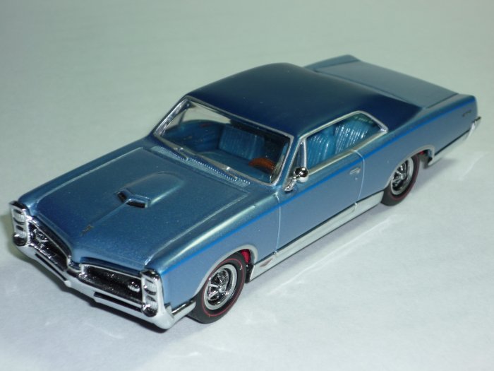 Matchbox Models of Yesteryear 1967 Pontiac GTO Lt. Blue 1/43 Scale