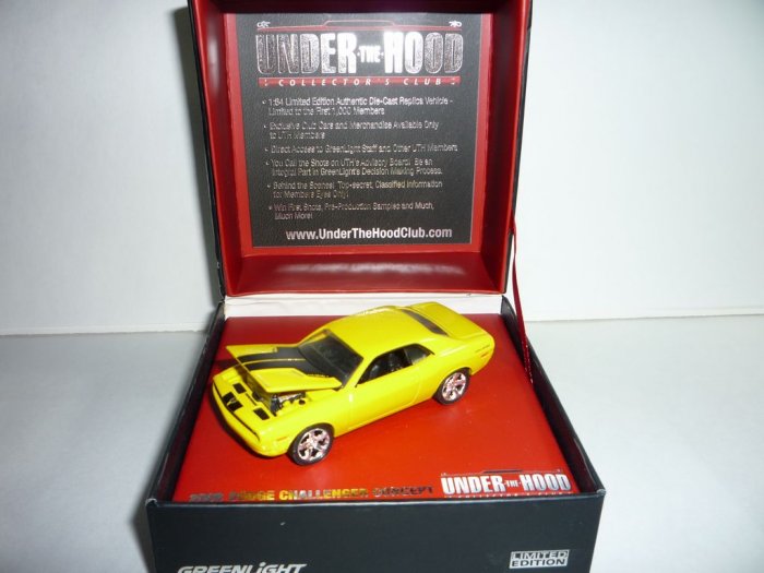 Greenlight Collectibles Under The Hood Collector's Club 2006 Dodge Challenger Concept...Yellow