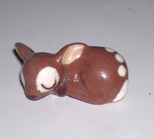 Rare Vintage Hagen-Renaker Brown Sleeping Fawn Figurine / Miniature Figurine