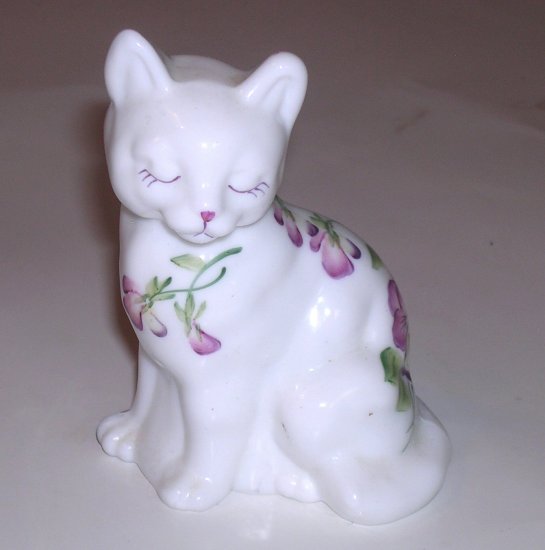 fenton art glass cat figurines