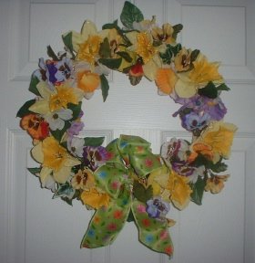 Yellow Mixed Pansy Wreath