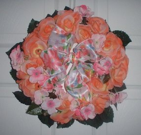 Minni Pink Rose Wreath
