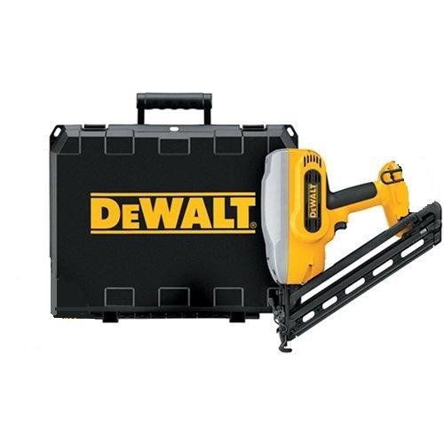 DC628 Dewalt 15 Guage Angled Nailer 18v