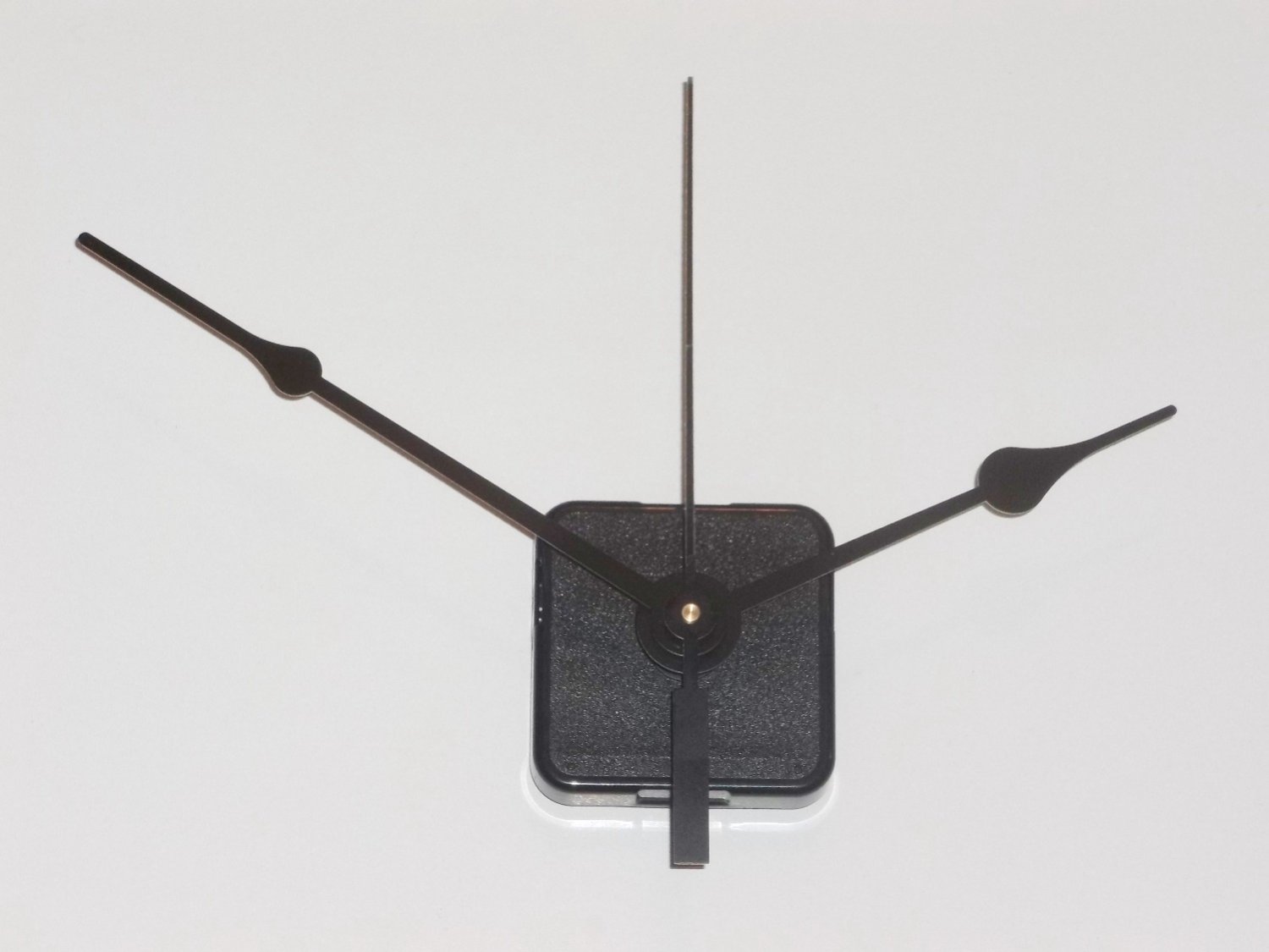 10 Continuous Motion Quartz Clock Movements w/Your Choice Of Hands