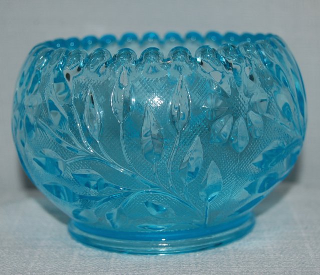 Westmoreland Teal / Aqua Colored Pattern Glass Bowl