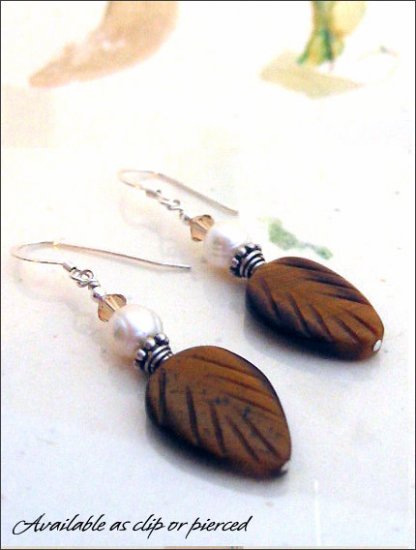 Earthy: Tiger eye and pearl earrings