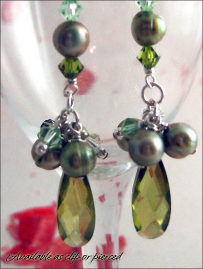 Sterling silver: Zirconia & pearl dangling earrings