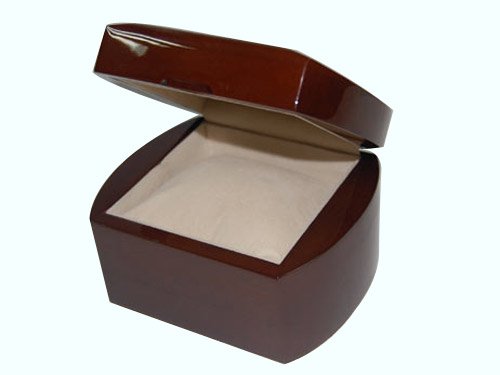 Box044
