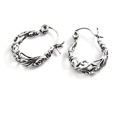 24063- Sterling silver earring