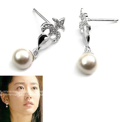 24503-Sterling silver with pearl earring