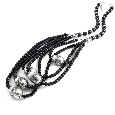 24609-resin with alloy necklace