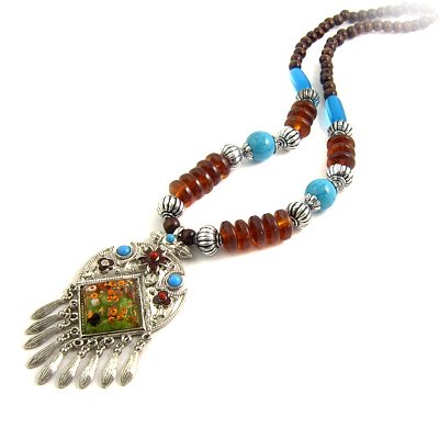 24612-resin with alloy necklace