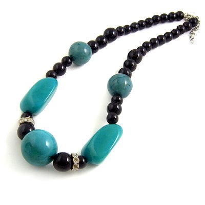 24615-resin with alloy necklace