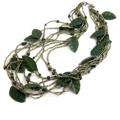 24620-resin with alloy necklace