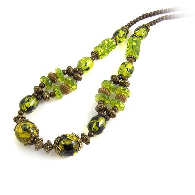 24621-resin with alloy necklace
