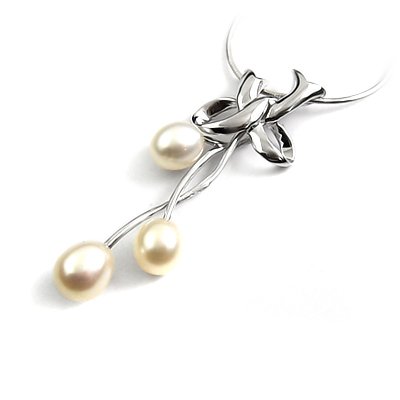 24651-Sterling silver with pearl pendant